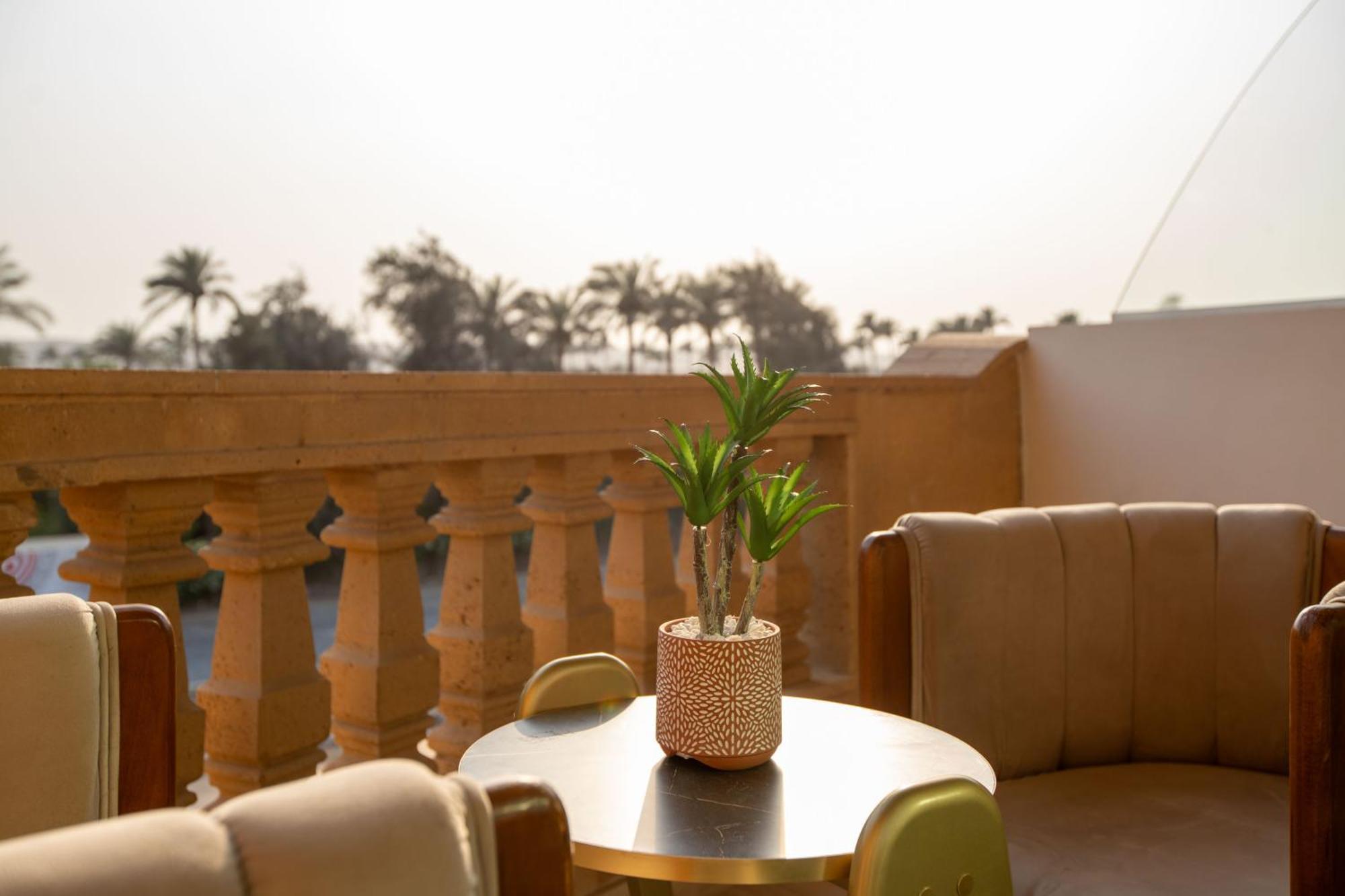 Golden Palm Sunrise Inn Kafret el-Gabal Kültér fotó
