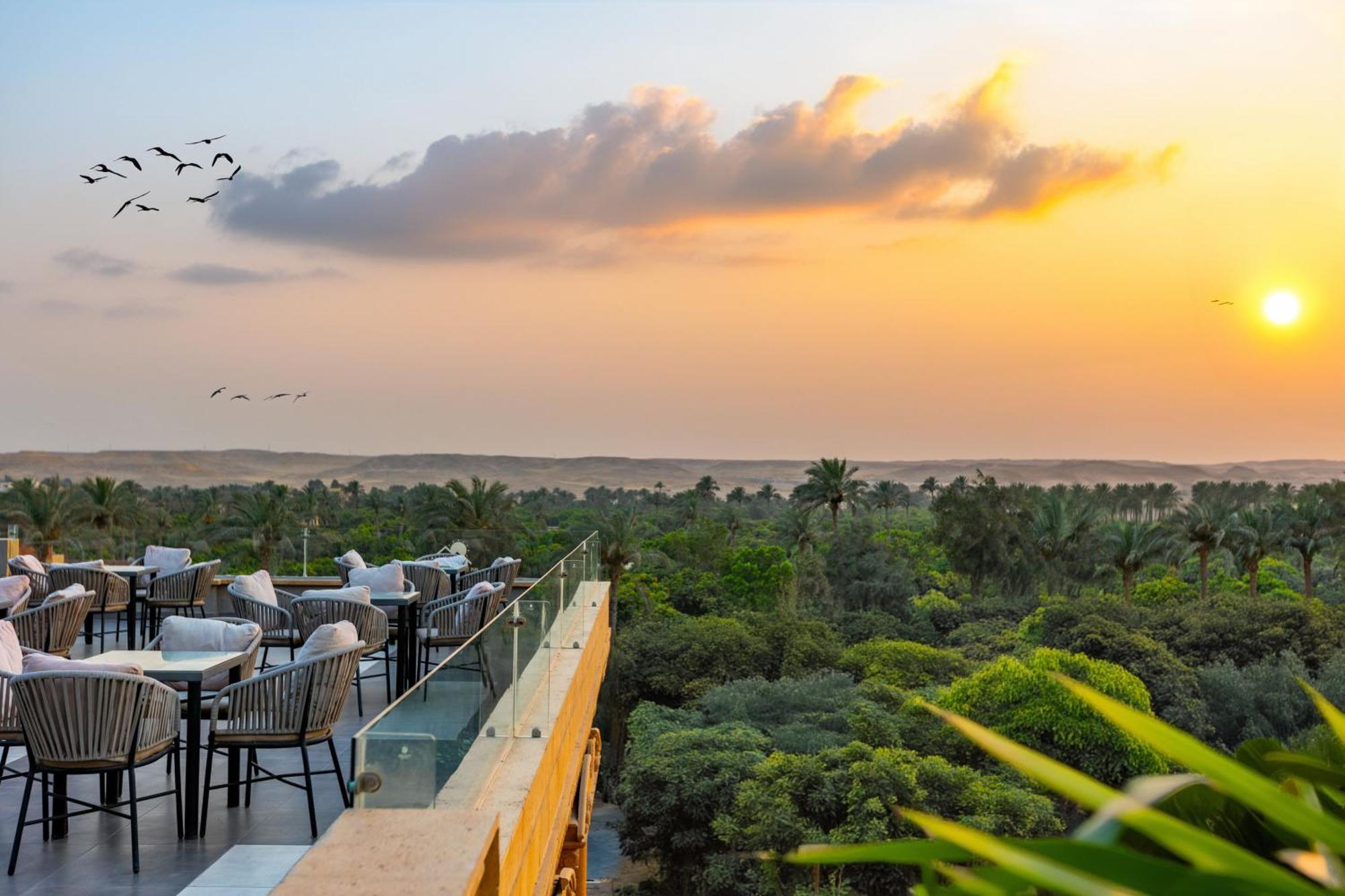 Golden Palm Sunrise Inn Kafret el-Gabal Kültér fotó